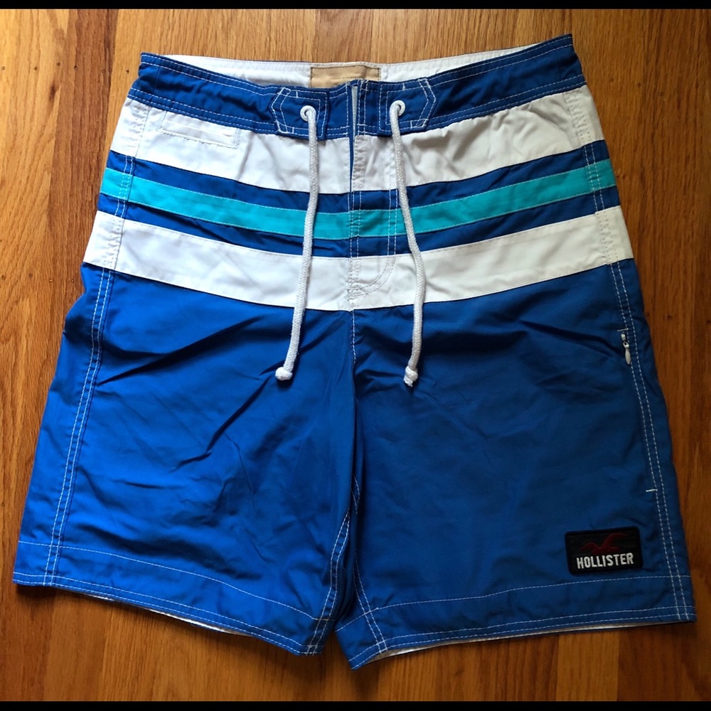 Hollister Men’s Board Shorts Size Medium Blue